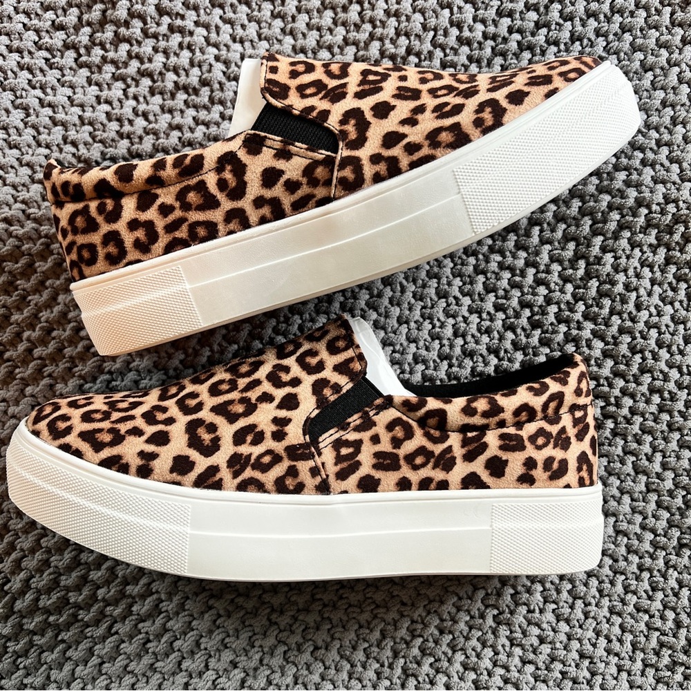 Leopard Print Sneakers - Picture 3 of 7